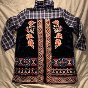 Andree Floral Embroidered Patchwork Button Down Shirt Women’s Medium